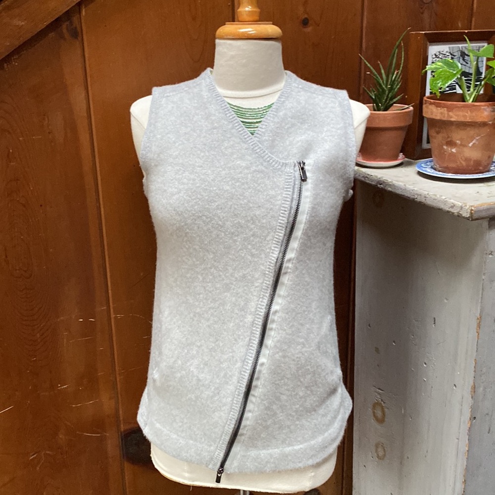 Duffy Cashmere Blend Moto Vest